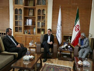 حمايت از کالاي ايراني تنها در خريد کالاي داخلي خلاصه نمي شود